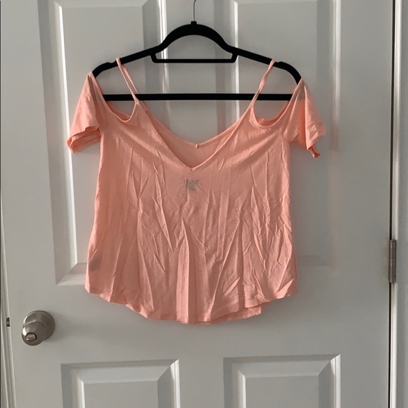 Salmon pink aerie shirt with shoulder cut outs - Picture 2 of 3